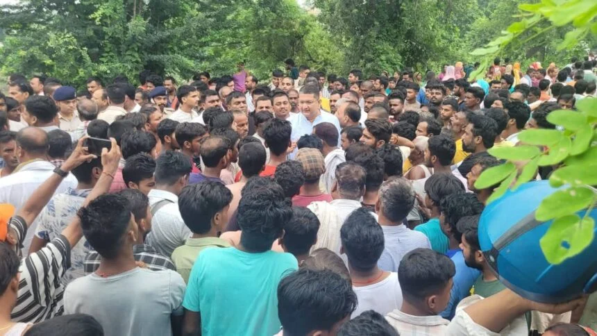 समस्तीपुर: संदिग्ध हालत में आरजेडी नगर अध्यक्ष के बेटे का शव सरैया पुल के पास बरामद 1