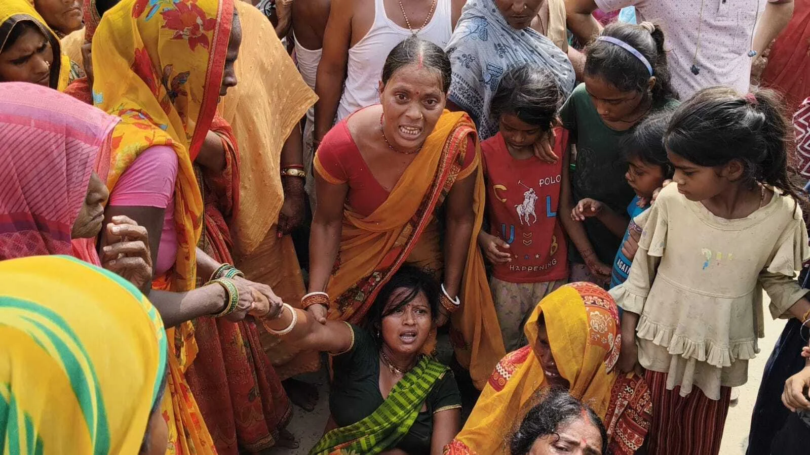 बेगूसराय में एक दर्दनाक घटना, संदिग्ध अवस्था में मां और बेटे की मौत, घटना के बाद इलाके में फैली सनसनी 2