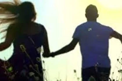 बछवाड़ा में तीन बच्चो की मां प्रेमी संग फरार,पति घर से गए हुए थे बाहर   2