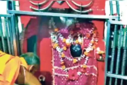 शिक्षक समाज और राष्ट्र निर्माण की धुरी हैं, जिसको लेकर 5 सितम्बर को डॉ. राधाकृष्णन के जन्मदिवस को शिक्षक दिवस के रूप में मनाया जाता है - मजहर आलम 28