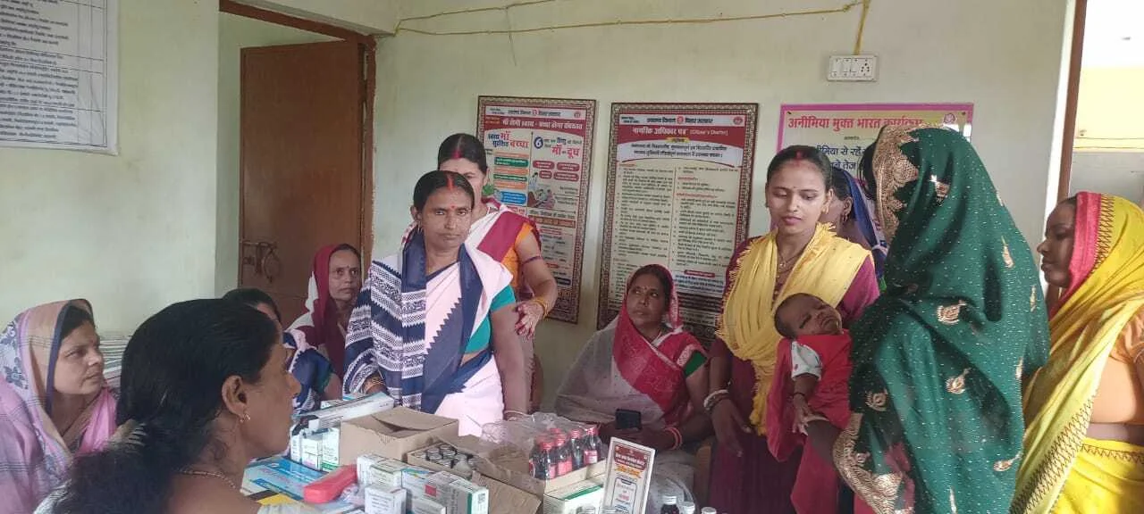 स्वस्थ नारी, सशक्त परिवार को लेकर वीरपुर प्रखंड क्षेत्र में सेविकाओं के सहयोग से स्वास्थ्य अभियान चलाया  4