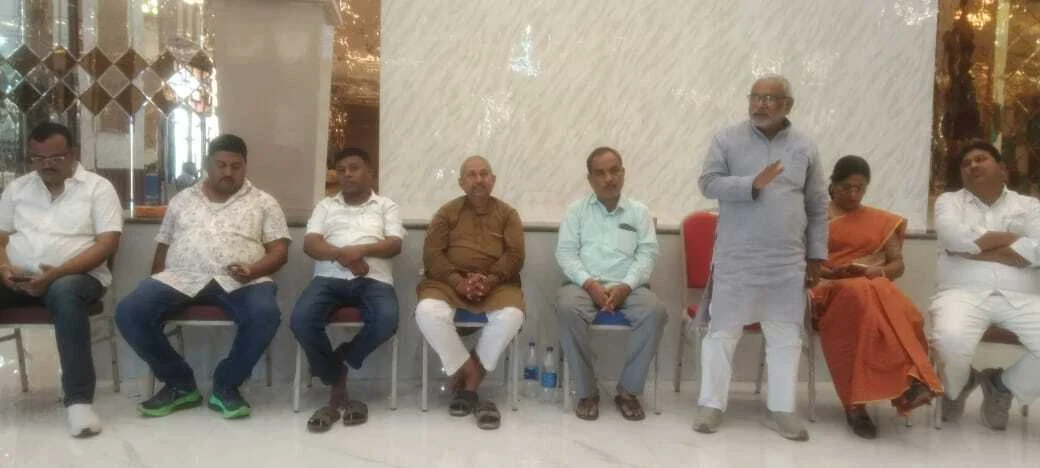 तेघड़ा विधानसभा में एनडीए गठबंधन कार्यकर्ता सम्मेलन केवल ऐतिहासिक ही नहीं होगा बल्कि यह एनडीए गठबंधन की बिहार विधानसभा चुनाव जीत की गाथा लिखेगा - वक्ता 2