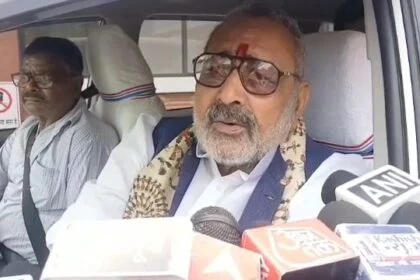 गिरिराज सिंह का तेजस्वी पर तंज: कांग्रेस की खुशामद के बाद भी नहीं मिला सीएम पद का नाम, इंडी गठबंधन स्वार्थ का मेल 17