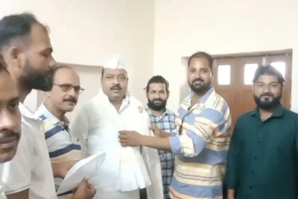 समस्तीपुर: औकाफ़ कमिटी के अध्यक्ष तारिक रहमान बॉबी को सिविल सोसाइटी के युवाओं ने किया सम्मानित  28