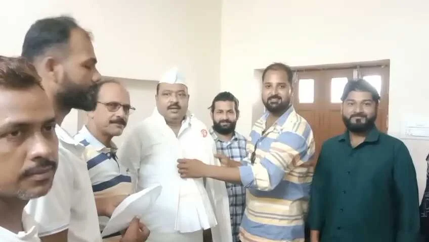 समस्तीपुर: औकाफ़ कमिटी के अध्यक्ष तारिक रहमान बॉबी को सिविल सोसाइटी के युवाओं ने किया सम्मानित  1