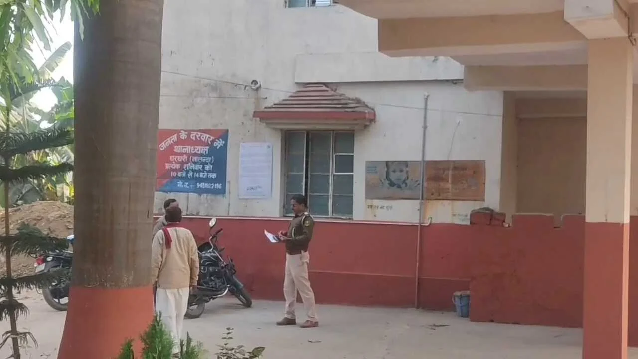 नालंदा में हत्या की साजिश रचने वाले तीन शूटर को ग्रामीणों ने पड़कर पुलिस के किया हवाले 2