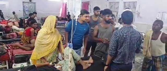 बेगूसराय में एक साथ तीन वाहनों के टक्कर में एक चालक की मौत,आधा दर्जन लोग घायल, तीन की स्थिति नाजुक 1