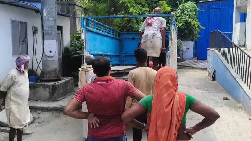 बेगूसराय में नवविवाहिता ने फांसी लगाकर दी जान, परिजन व ससुराल वाले सदमे में,दो साल पहले हुई थी शादी,पति प्रदेश में करता है मजदुरी 2