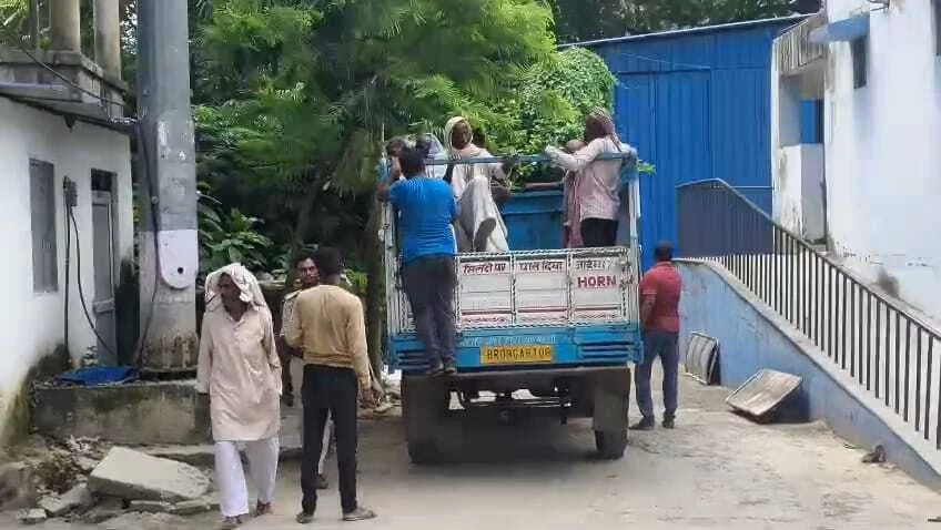 बेगूसराय में नवविवाहिता ने फांसी लगाकर दी जान, परिजन व ससुराल वाले सदमे में,दो साल पहले हुई थी शादी,पति प्रदेश में करता है मजदुरी 1
