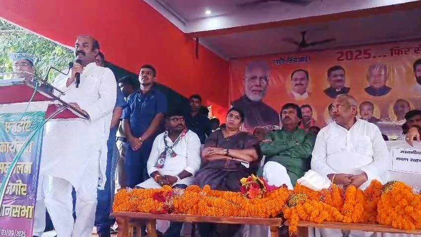 राजगीर के घोसरावां में एनडीए कार्यकर्ता सम्मेलन, “2025 फिर से नीतीश” का नारा गूंजा 1