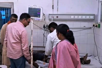 कैमूर: विद्युत की करंट की चपेट में आया एक युवक, गंभीर स्थिति में बेहतर ईलाज के लिए किया गया रेफर 26