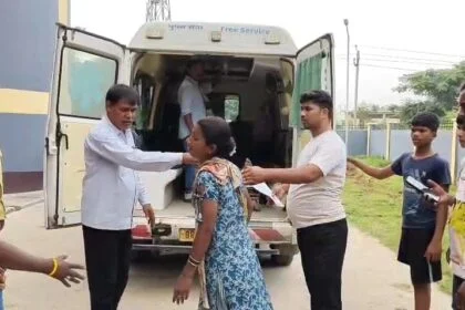 कैमूर के दुर्गावती में खड़ी ट्रैक्टर ट्राली में घुसी अनियंत्रित बाइक, एक महिला समेत पांच लोग घायल, दो की हालत गंभीर 30