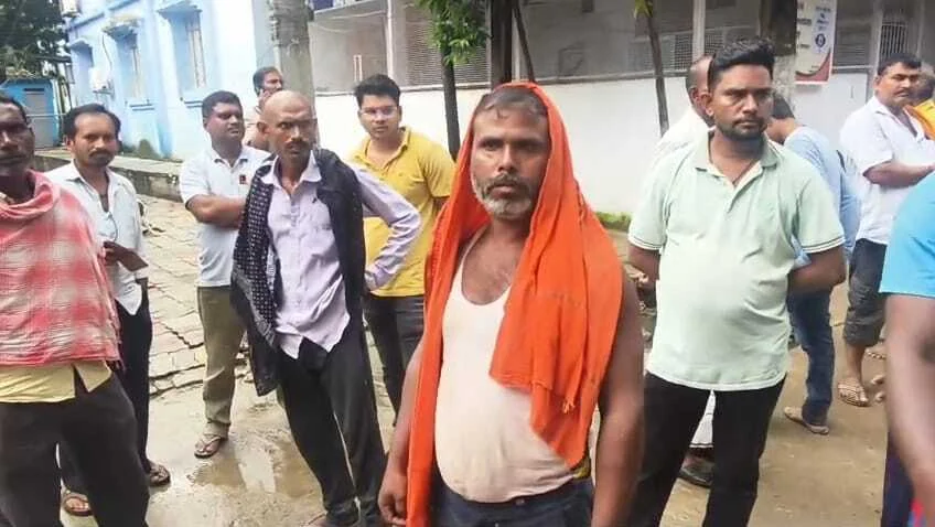 बेगूसराय के डंडारी में खेलने के दौरान विद्युत करंट के चपेट में आने से पांच वर्षीय बच्चे की हुई मौत, परिजनों में मचा कोहराम 1