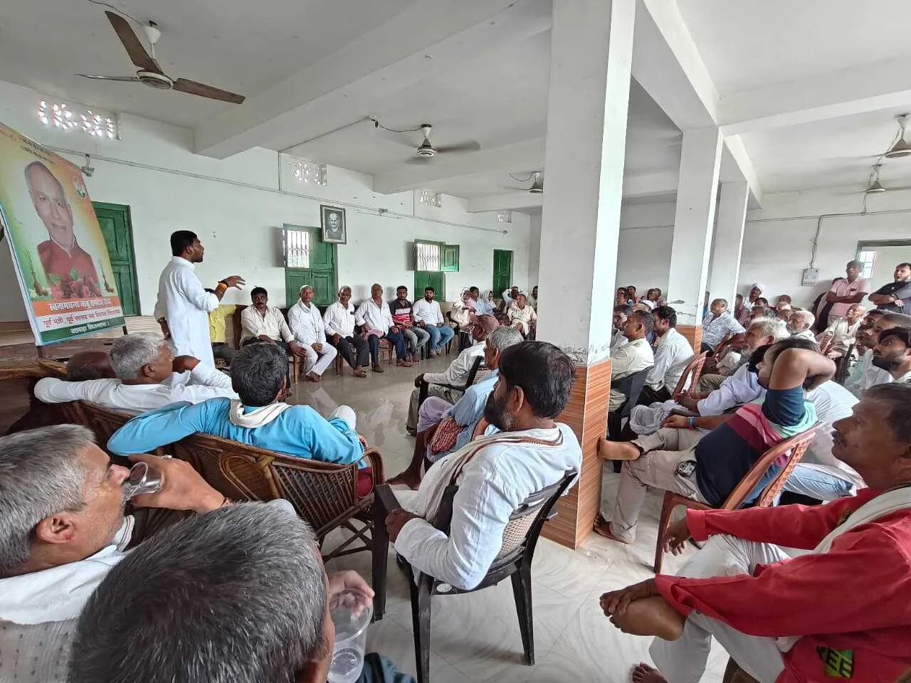 कांग्रेस पार्टी का विधानसभा स्तरीय सांगठनिक बैठक में लिए गए अहम निर्णय,चुनाव लड़ने व जीत दर्ज करने का दुहराया गया संकल्प 4