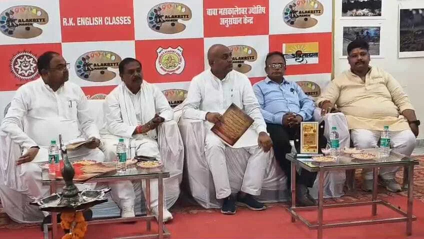 कैमूर: भभुआ में मां मुंडेश्वरी कला महोत्सव का भव्य शुभारंभ, मंत्री संतोष सिंह और विधायक भरत बिंद ने दी कला-संस्कृति को नई उड़ान 2