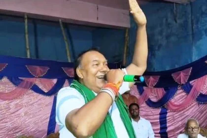 बेगूसराय के मटिहानी विधानसभा सीट बना हॉट सीट, जेडीयू से चार बार रह चुके पूर्व विधायक नरेंद्र सिंह उर्फ़ बोगो सिंह राजद से चुनाव लड़ने की घोषणा 24