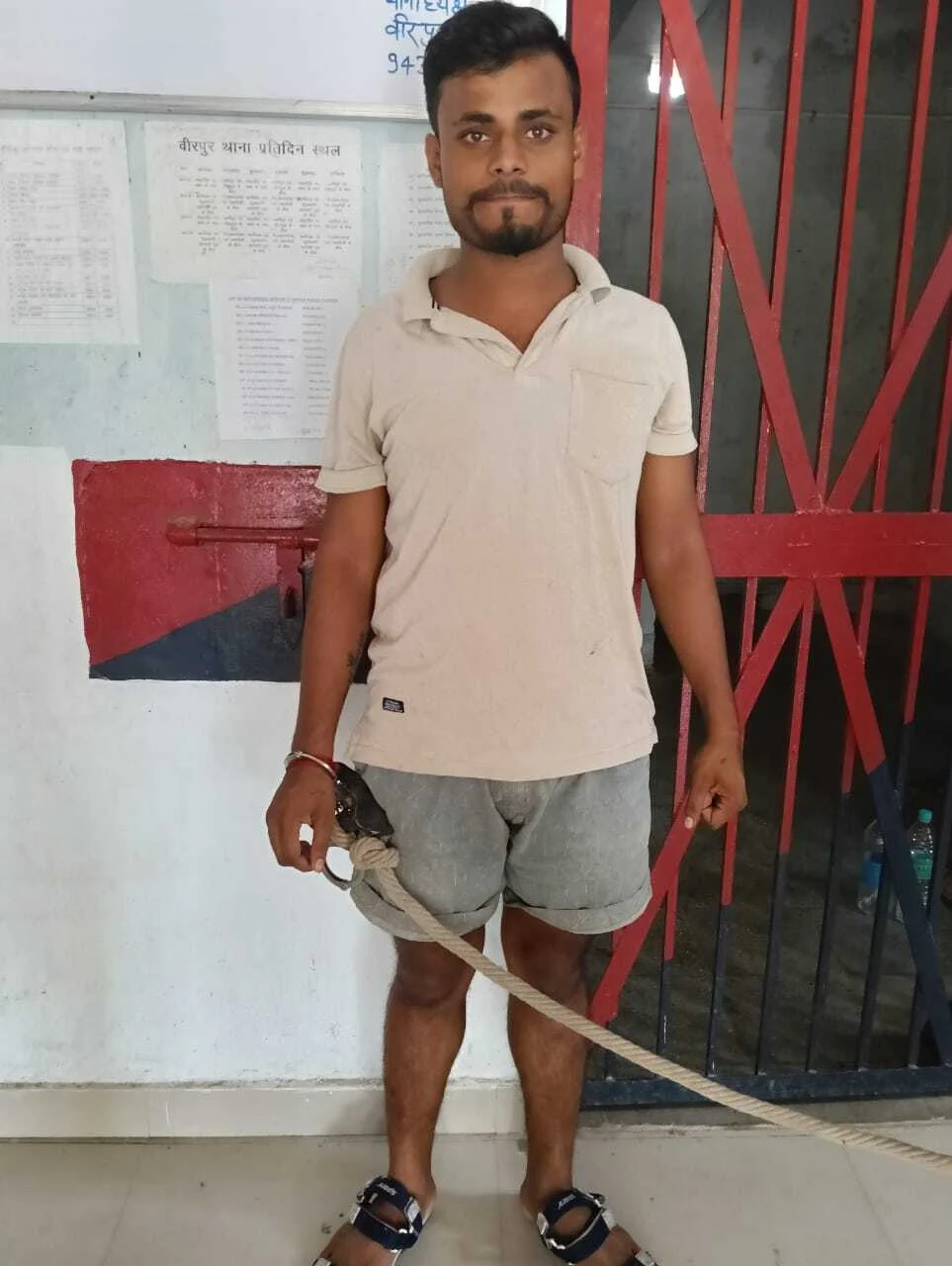 बेगूसराय के वीरपुर में दो बच्चे की मां चार बच्चों के पिता संग फरार, पुलिस ने दोनों को किया गिरफ्तार 2