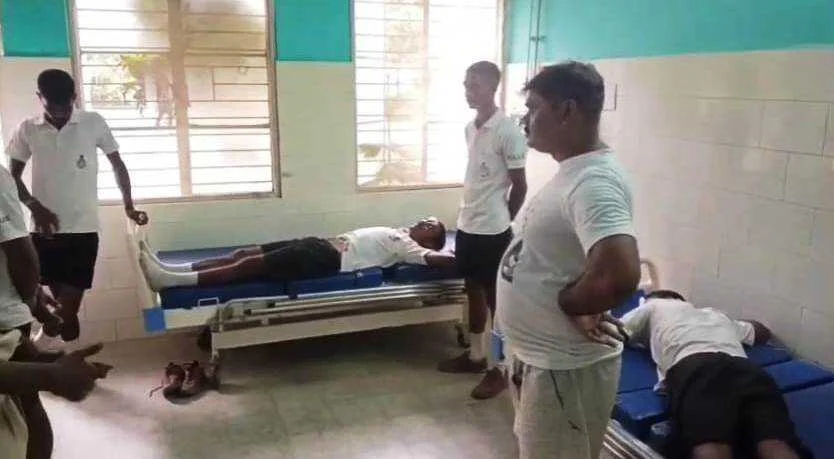 बेगूसराय में होमगार्ड के दो गुटों में जमकर मारपीट और रोड़ेबाजी, दो दर्जन से अधिक होमगार्ड जवान गंभीर रूप से घायल 1