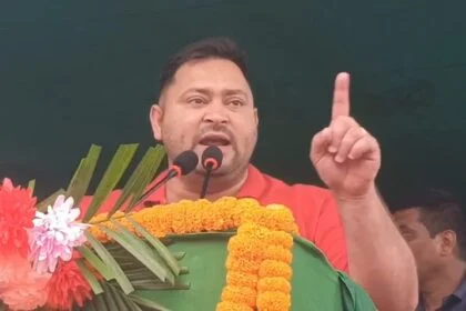 तेजस्वी का बड़ा हमला: नीतीश नाम के सीएम, असली फैसले दिल्ली से लिए जा रहे हैं, सरकार दो गुजरातियों के द्वारा चलाया जा रहा है 30