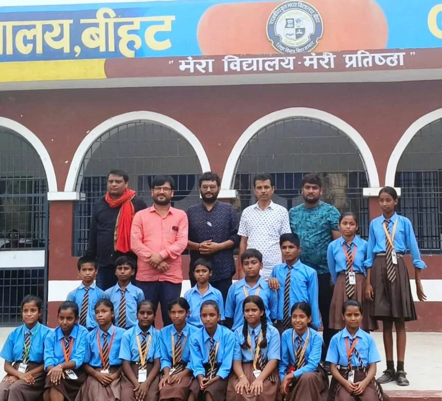 बेगूसराय के मध्य विद्यालय बीहट स्कूल में गतका गेम का प्रमोशन,प्रधानाचार्य,शिक्षिका के नेतृत्व में छात्रों को दिया गया प्रशिक्षण 1