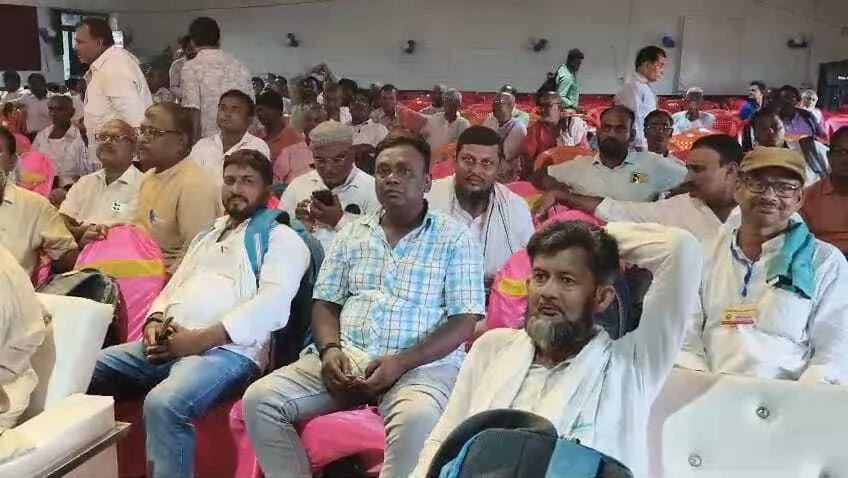 समस्तीपुर: यू.एन. पैलेस में समस्तीपुर केन्द्रीय सहकारिता बैंक की वार्षिक आम सभा 2025 आयोजित 4