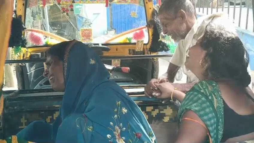 बेगूसराय मे सर्पदंश से एक महिला की मौत, झाड़ फूंक के चक्कर मे गयी महिला की जान 2