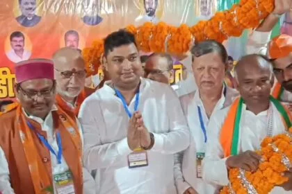 नालंदा:हिलसा के बापू हाई स्कूल के मैदान में में हुआ एनडीए कार्यकर्ता सम्मेलन का आयोजन 31