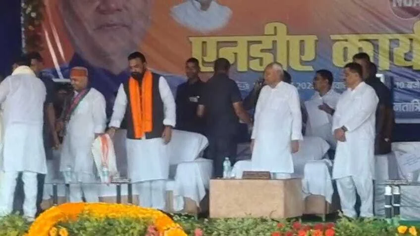 कैमूर पहुंचे बिहार सीएम नीतीश कुमार, कैमूर को दिए 980 करोड़ की सौगात 3