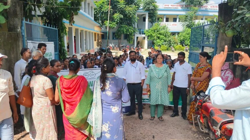 स्कूली बच्चों के बीच स्वच्छता के प्रति जागरूकता फैलाने के उद्देश्य से किया गया प्रचार प्रसार 1