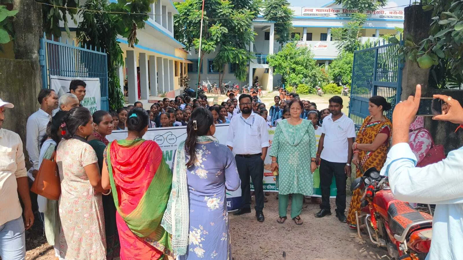 स्कूली बच्चों के बीच स्वच्छता के प्रति जागरूकता फैलाने के उद्देश्य से किया गया प्रचार प्रसार 2