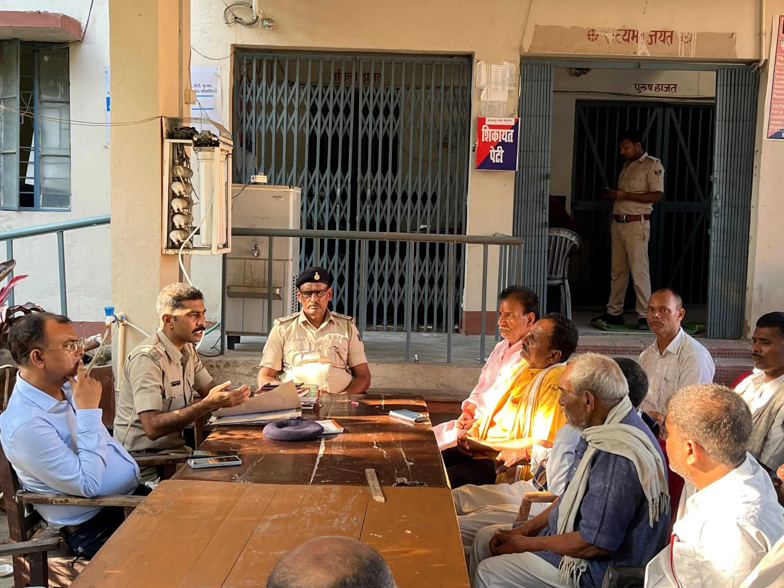 भगवानपुर थाना परिसर में दुर्गा पूजा को लेकर शांति समिति की बैठक आयोजित 2