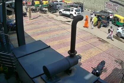 कैमूर: एक महिला के तीन माह की बच्ची को स्कूल यूनिफॉर्म पहनी एक अनजान लड़की लेकर हुआ फरार 10