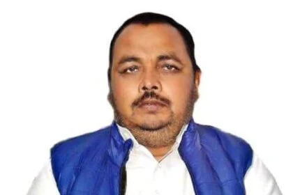 लोगों की समस्याओं का समाधान करने के बजाए भाजपा फूट डालने और नफरत की राजनीति करने में जुटी हुई है - राकेश कुमार ठाकुर 23