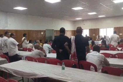 नालंदा: जिला परिषद में विशेष बैठक को लेकर बड़ा विवाद, अध्यक्ष तनुजा कुमारी ने 12 सदस्यों द्वारा बुलाई गई बैठक को दिया अवैध करार 28