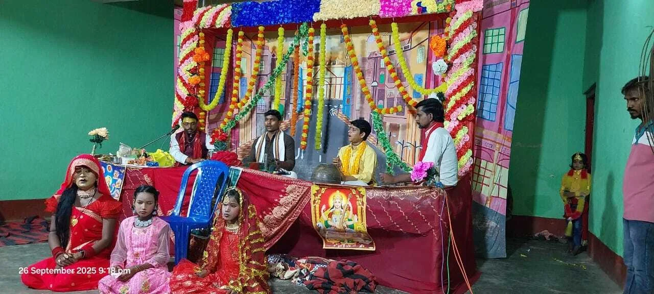 बेगूसराय के नयानगर दुलारपुर में फलदायनी हैं माता दुर्गा, लोगों की पूरी करती है मुरादें 2