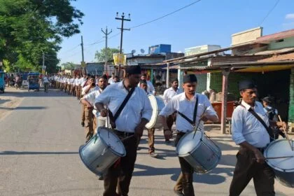 राष्ट्रीय स्वयंसेवक संघ ने शताब्दी वर्ष के अवसर पर निकाला पथ संचरण 20