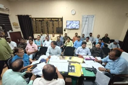 बिहार विधान चुनाव की तैयारी में जुटे बेगूसराय जिला प्रशासन, सात विधानसभा सीटों के लिए 10 अक्टूबर से नामांकर होगें प्रारंभ  23