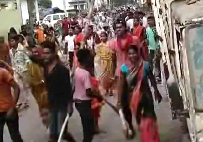 पुलिस टीम पर हमला मामले में एफआईआर दर्ज, सात आरोपी गिरफ्तार व एक विधि निरुद्ध 1