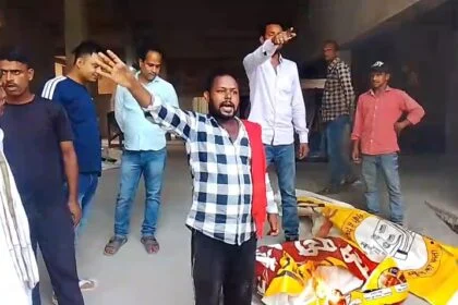 समस्तीपुर: जन सुराज ने डॉक्टर गोविंद कुमार सिंह को नहीं दिया टिकट, पीके पर लगा टिकट बेचने का आरोप 14