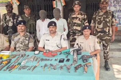 नालंदा पुलिस की बड़ी कार्रवाई: सोहसराय थाना क्षेत्र में मिनी गन फैक्ट्री का भंडाफोड़, पिता-पुत्र गिरफ्तार 10