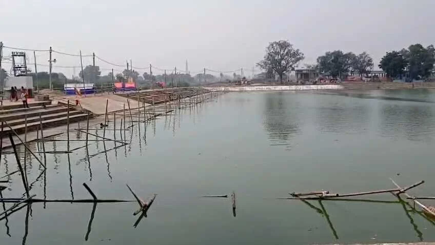 नालंदा में नहाय-खाय के साथ चार दिवसीय छठ महापर्व का शुभारंभ, लोक आस्था के महापर्व छठ की हुई शुरुआत 3