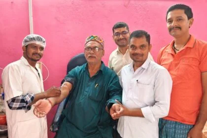 भगवानपुर प्रखंड के दहिया गांव में रिलायबल पैथो डाइग्नोस्टिक्स की ओर से 175 मरीजों की हुई निःशुल्क मधुमेह जांच 10