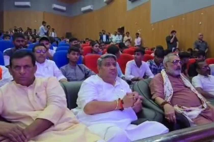 प्रधानमंत्री नरेंद्र मोदी ने डिजिटल माध्यम से देश को किया संबोधित, युवाओं के लिए कई योजनाओं की शुरुआत 28