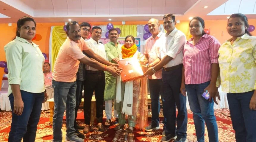 एफसीआई थानाध्यक्ष अंजली कुमारी व पुलिस अवर निरीक्षक भोला राम को उनके स्थानांतरण पर विदाई सह सम्मान समारोह आयोजित 1