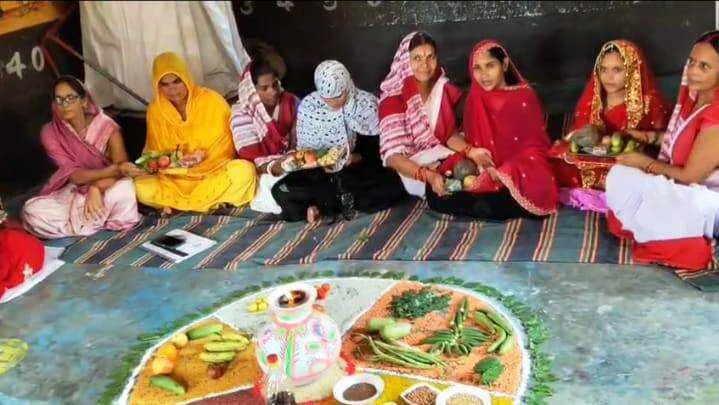 आंगनबाड़ी केंद्रों पर समारोह पूर्वक किया गया गोद भराई कार्यक्रम का आयोजन 1