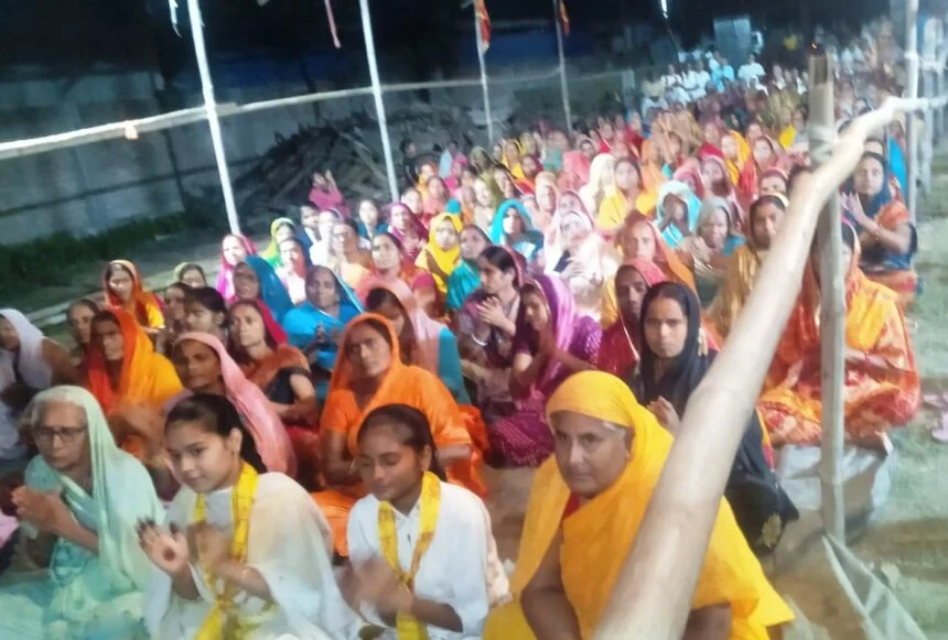 वीरपुर में आयोजित नौ दिवसीय श्रीमदभागवत कथा में उमड़ी श्रद्धालुओ की भीड़ 1