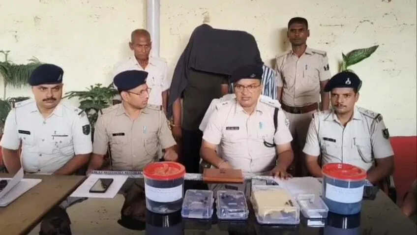 बेगूसराय में चर्चित संतोष कुमार हत्याकांड का पुलिस ने खुलासा, पैसे के लेन-देन को लेकर हुई थी हत्या 1