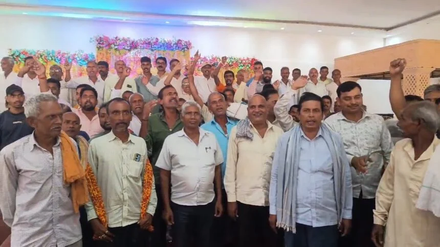 नीतीश कुमार के घर में बगावत, हरनौत में जेडीयू कार्यकर्ताओं ने खोला मोर्चा, विधायक हरिनारायण सिंह के खिलाफ कार्यकर्ताओं का विद्रोह 1