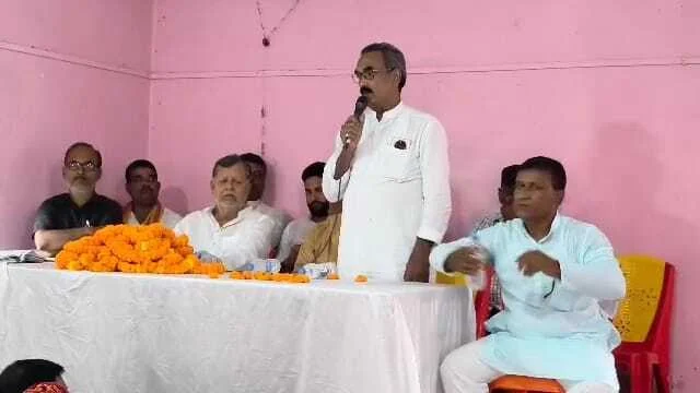 एनडीए की बैठक, जेडीयू नेता बोले नालंदा में गठबंधन पूरी मजबूती से उतरेगा मैदान में, हिलसा से प्रेम मुखिया की उम्मीदवारी लगभग तय 3