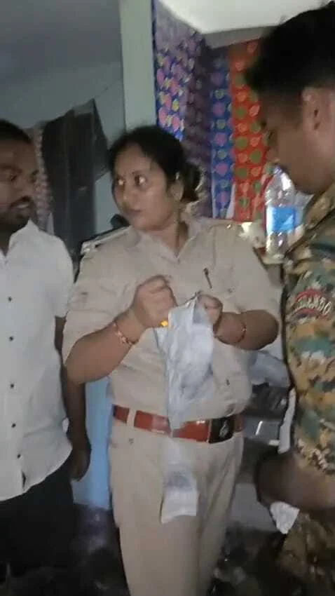 नालंदा में मध्यनिषेध विभाग की बड़ी कार्रवाई, अवैध विदेशी शराब का भंडाफोड़, दो तस्कर गिरफ्तार 2